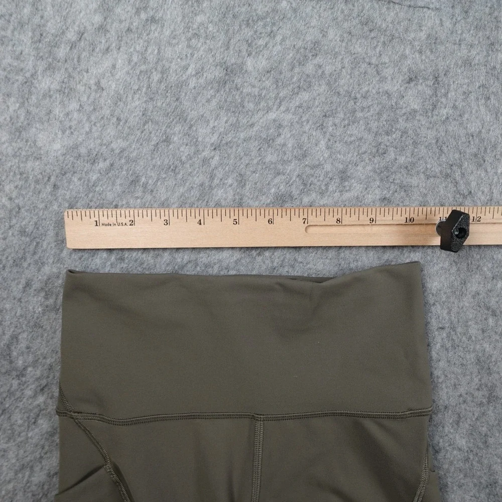 Lululemon Shorts‎ Women 4 Green Wunder Train High Rise Pockets 8